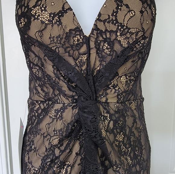 NWT BEBE Sheila Strap Optional Deep V Lace Lined Dress Sexy Cocktail Size 4 - Picture 6 of 16